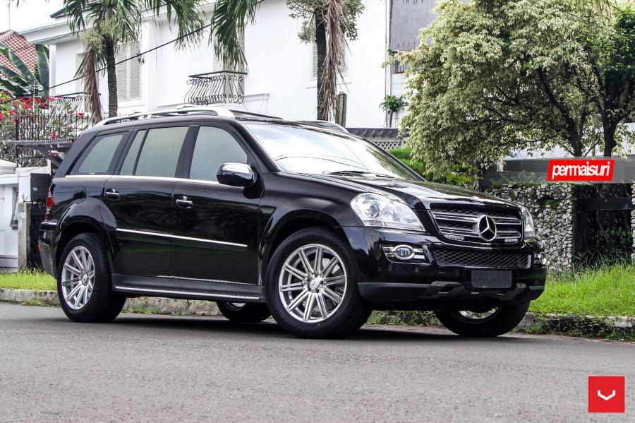 Mercedes-Benz GL500 4Matic on Vossen Wheels (CV4) '2016